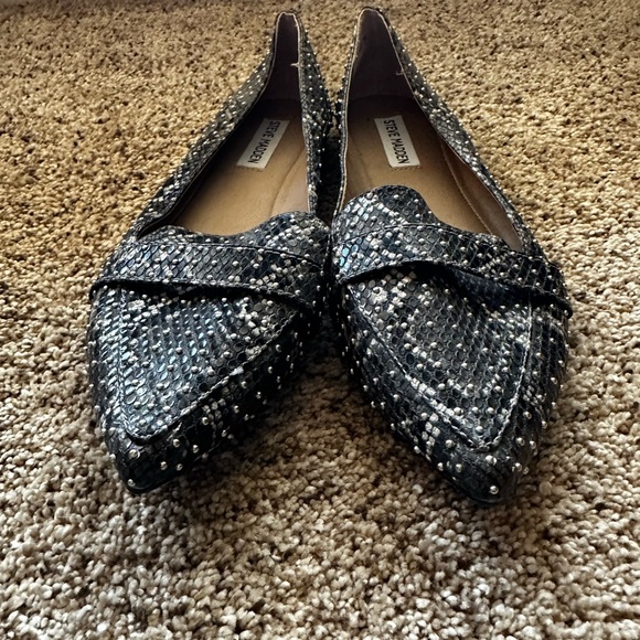 Steve Madden studded cheetah print flats - Picture 3 of 5